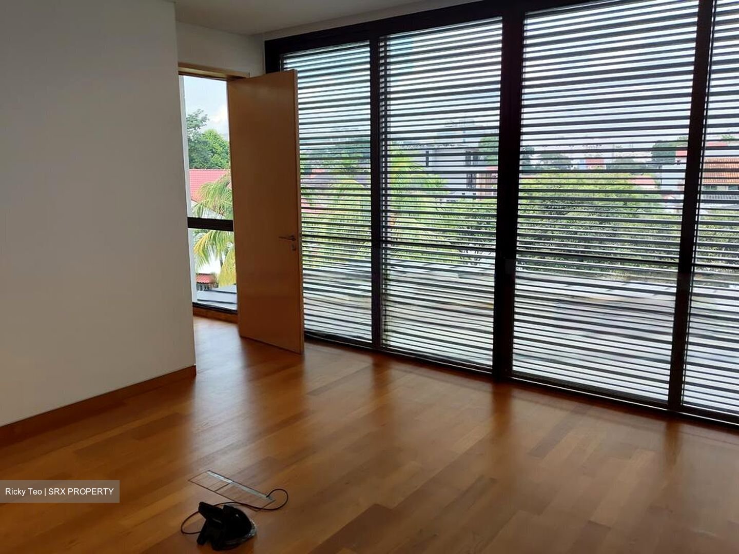 Seletar Garden (D28), Detached #456959061